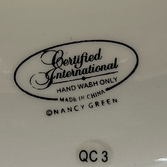 Certified International Nancy Green Large Sombero Dipping Server - Picture 4 of 16